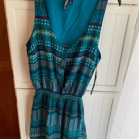 O'Neill Dresses & Skirts - O'Neill Teal and Blue Patterned Dress with elastic waist and snap tank top style
